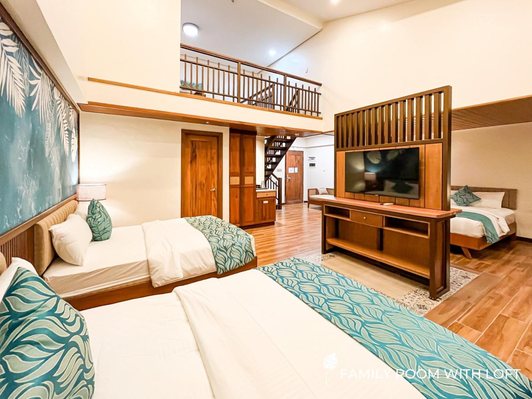 La Jolla Luxury Beach Resort Bagac Extérieur photo