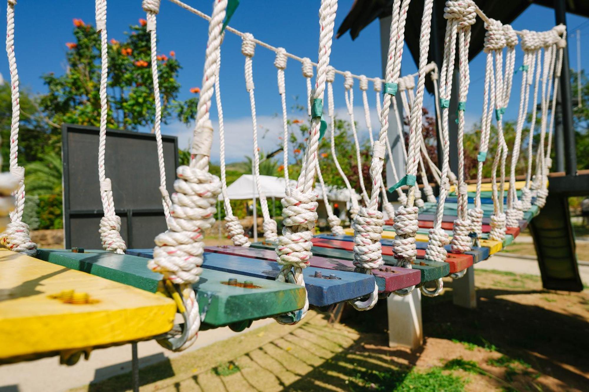 La Jolla Luxury Beach Resort Bagac Extérieur photo